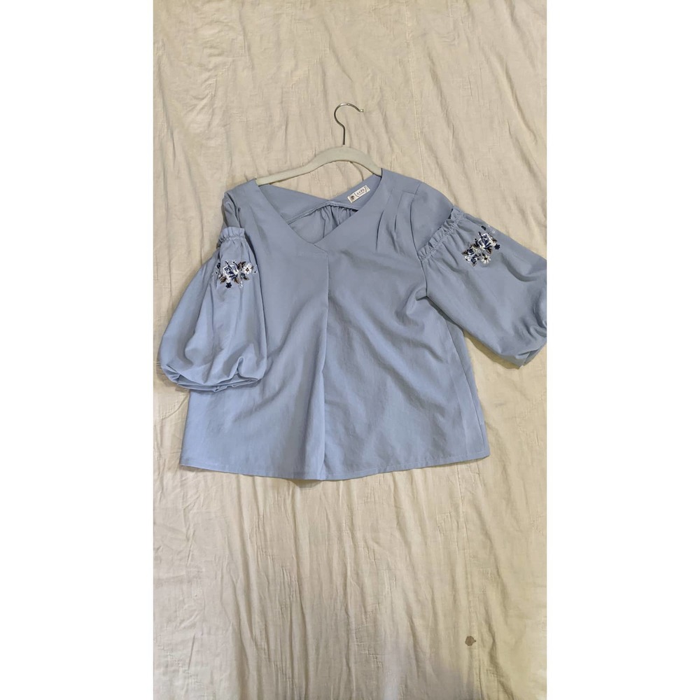 Axes Femme Embroidered Sleeve Shirt